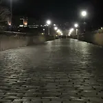 Ribera Del Puente דירה