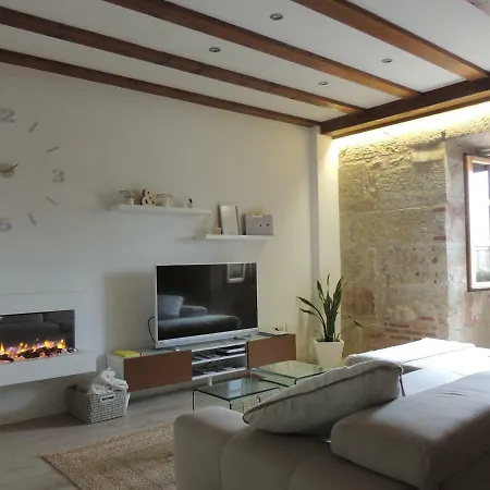 Ribera Del Puente Apartment