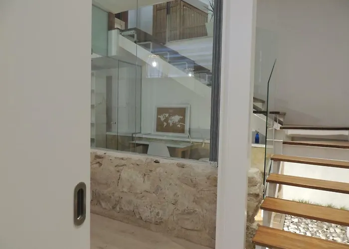 Ribera Del Puente Apartment *